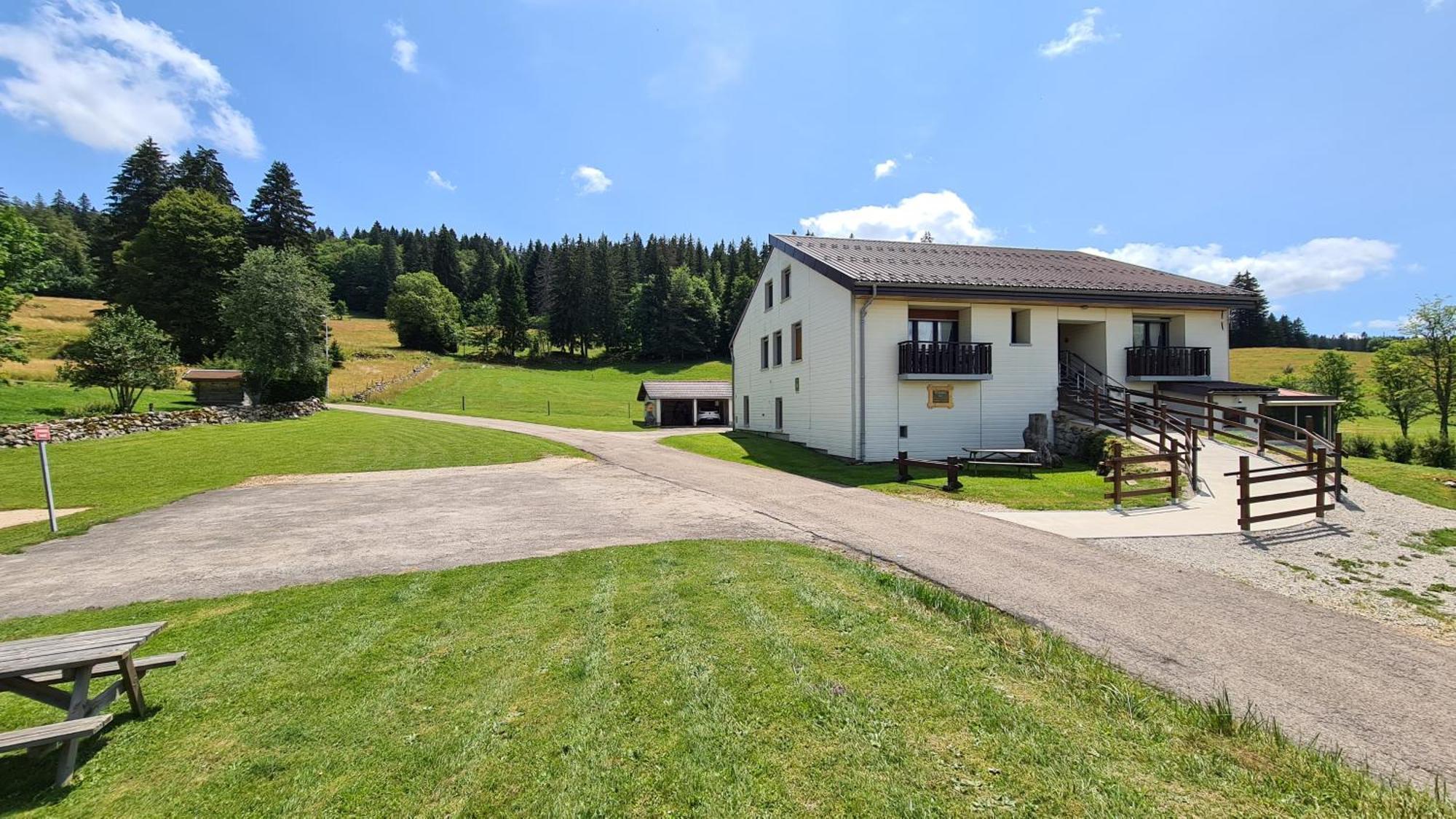 Mv Vacances Les Rousses Exterior photo