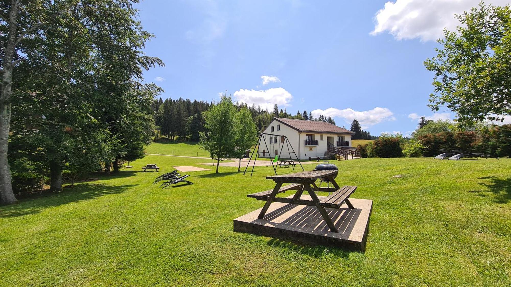 Mv Vacances Les Rousses Exterior photo